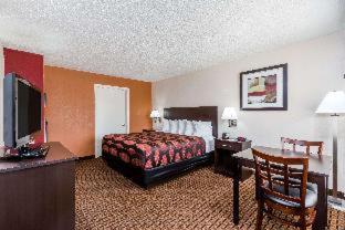 Days Inn By Wyndham Pearl/Jackson Airport Room photo
